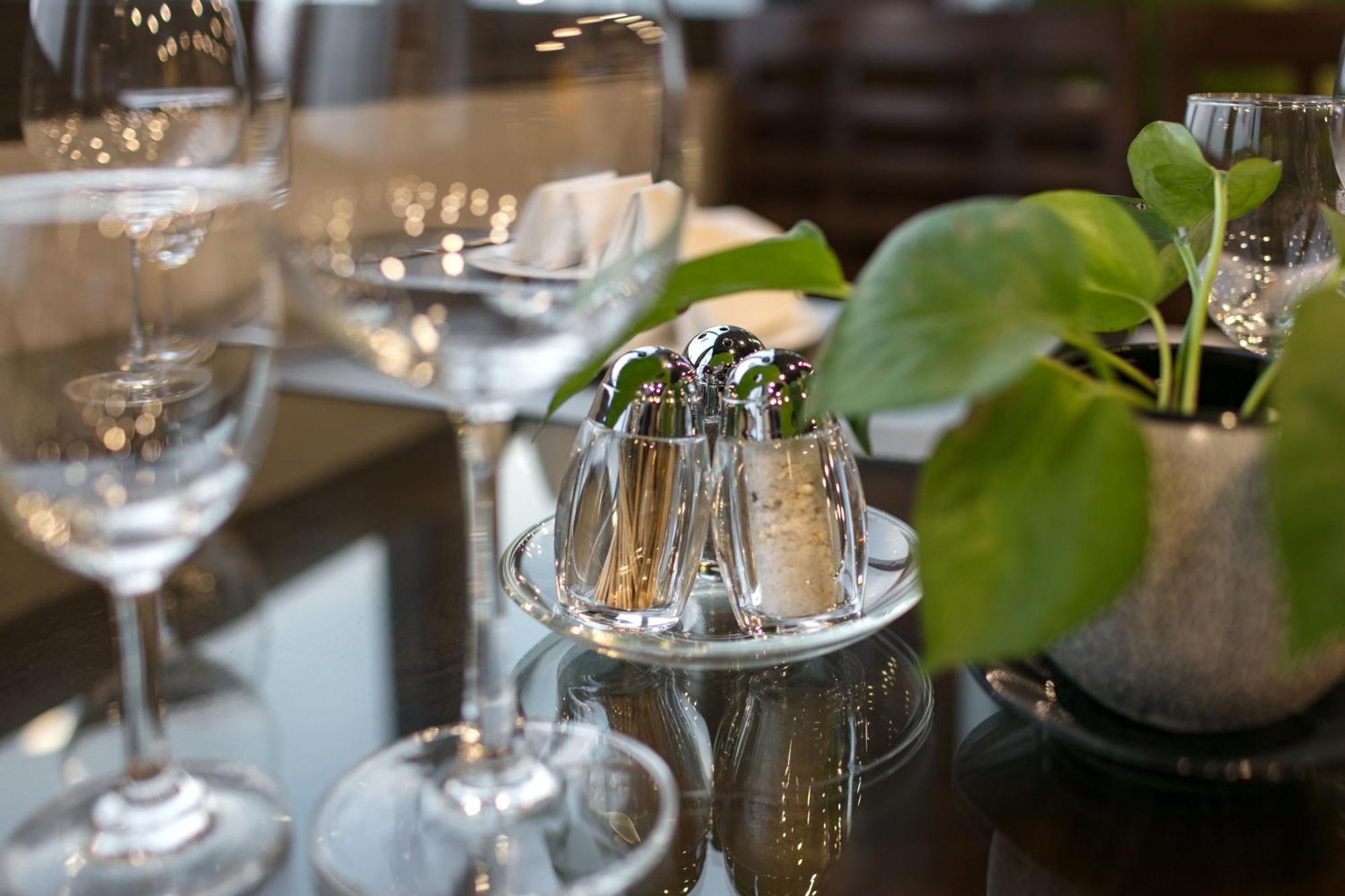 Brandi Fuji Hotel, Hanoi